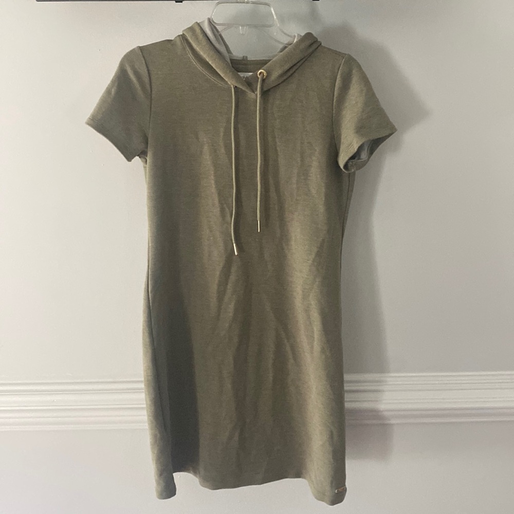 Adorable army green spring/summer dress